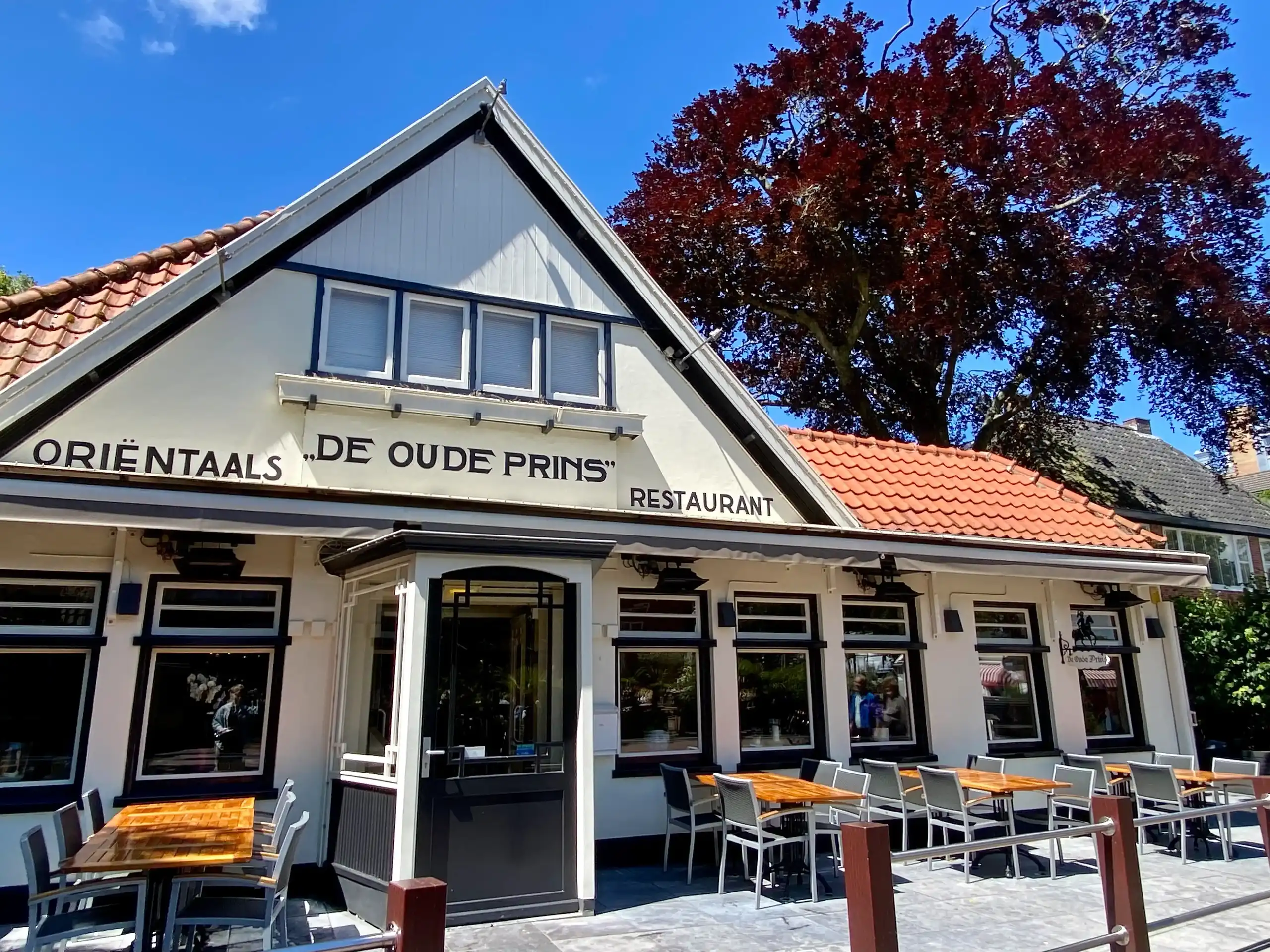 Voorkant van restaurant De Oude Prins